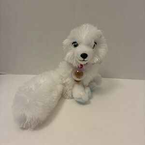 Elf On the Shelf Arctic Fox 8” Plush Toy with Charm Necklace Christmas Edition